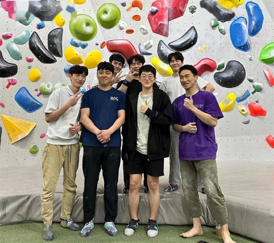 星空体育-关于Scout在IG比赛中势不可挡，战术调整引发热议！的信息